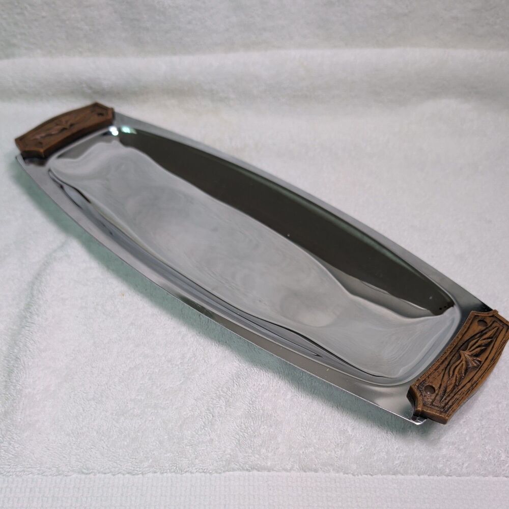 VTG Sculptura by Kromex Bread and Roll Tray with Faux Walnut Handles